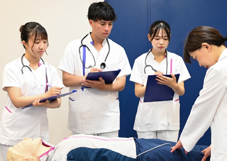 未来を紡ぐ看護
