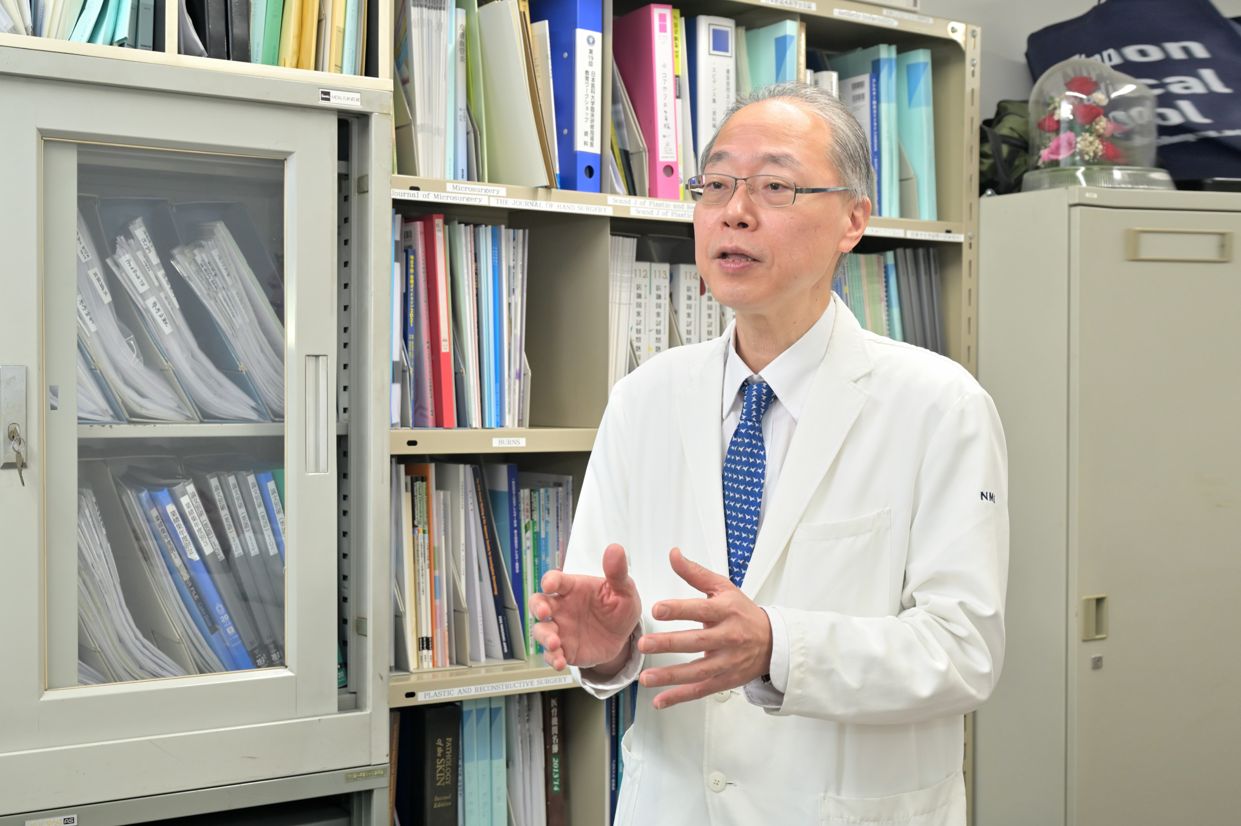 皮膚科の臨床･基礎研究を幅広く展開<br />
─皮膚粘膜病態学分野─