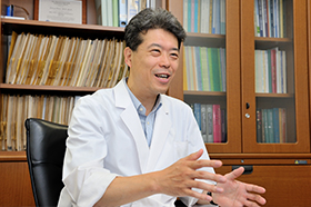 生化学・分子生物学(分子遺伝学) 岡田 尚巳 大学院教授